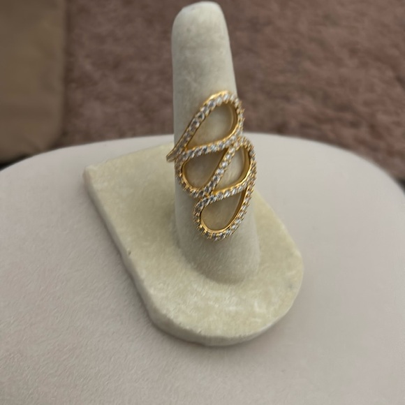QVC ring - Picture 1 of 5